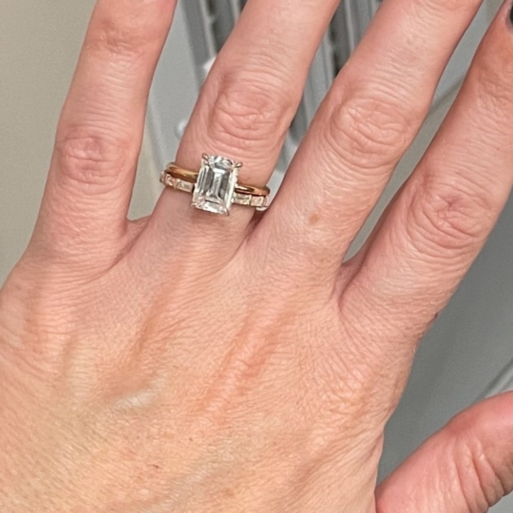 Ring Concierge 14K Gold Baguette Bar Eternity Band - Picture 7 of 7
